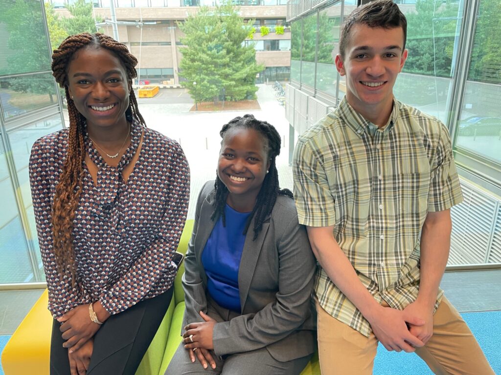 Dr. Quarels, center, Tracy Nti Amankwah (left) and Jonathan Santoro, who visited Princeton Chemistry this summer from Rowan University.